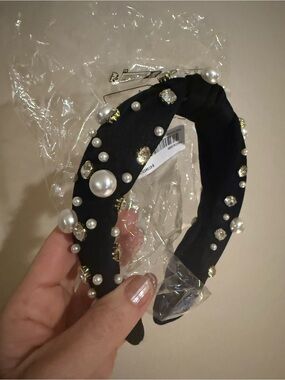 New black pearl and rhinestone headband